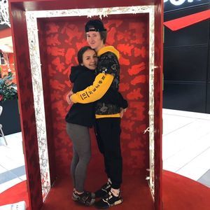 Meet your Posher, Avery